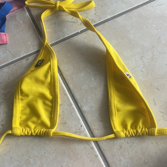 Set of sexy micro Brazilian bikinis - Picture 14 of 14